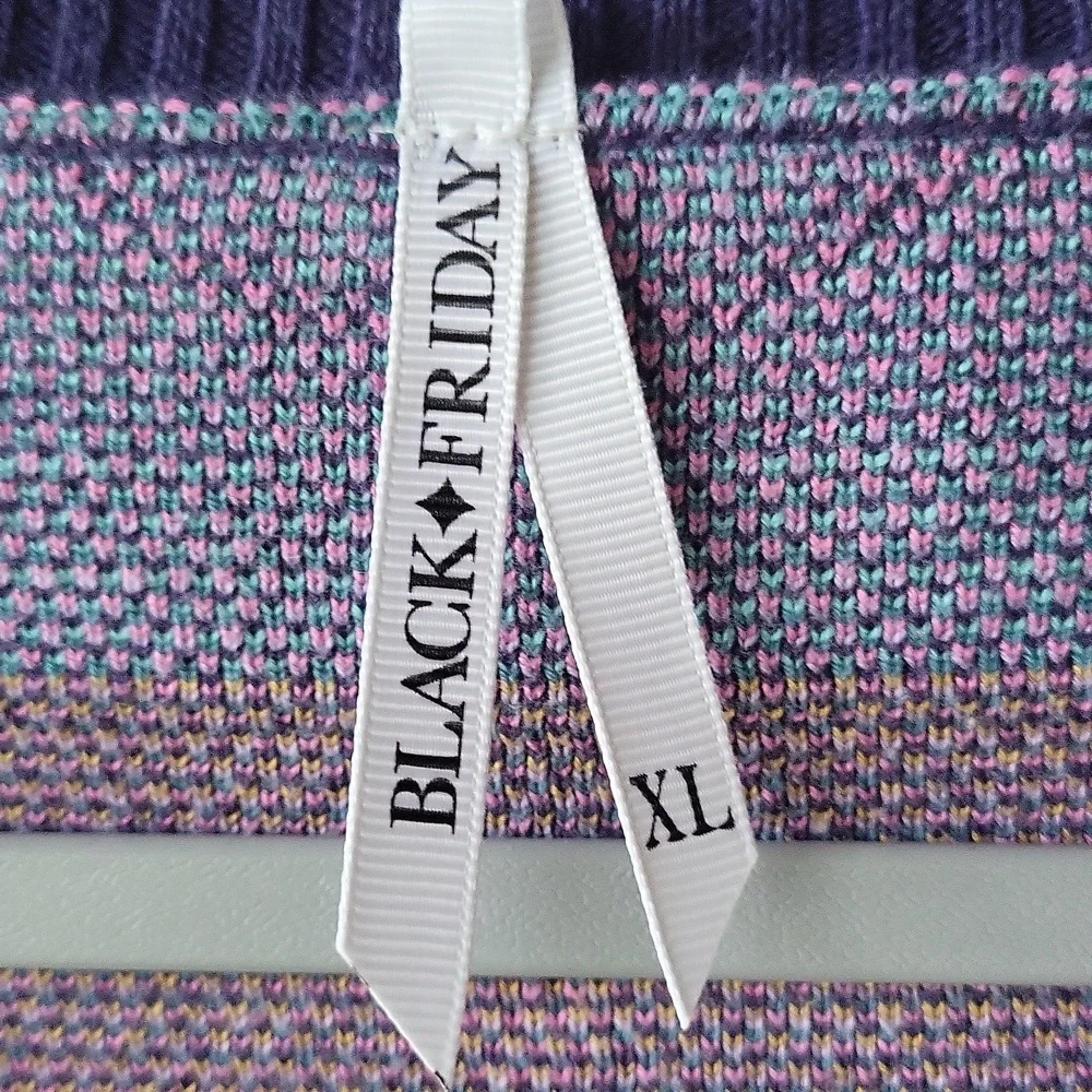 🦋 Long Open Front Intarsia Moth/Butterfly Sweater - Picture 5 of 10